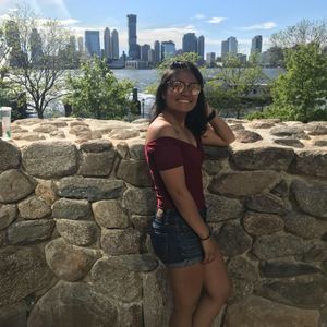 Meet your Posher, Jennifer